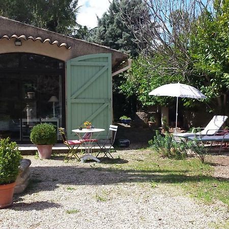 Apartamento L'Oustalet La Tour-dʼAigues Exterior foto